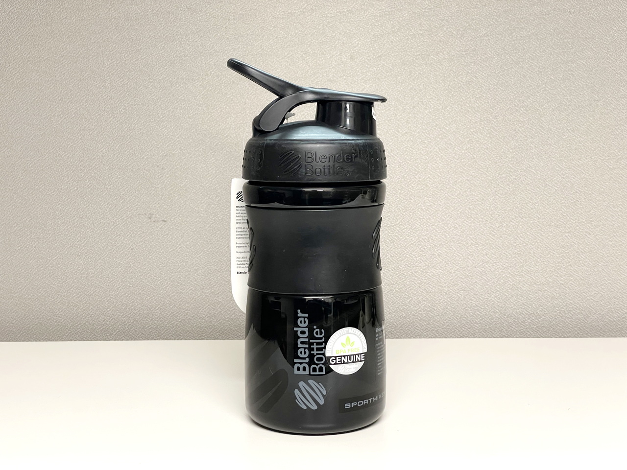 Blender Bottle（プロテインシェイカー）にレーザー刻印（名入れ）