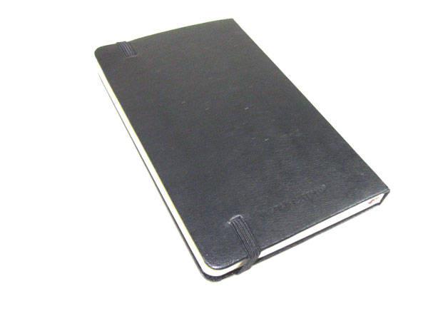 モレスキン（MOLESKINE）の手帳にレーザー刻印