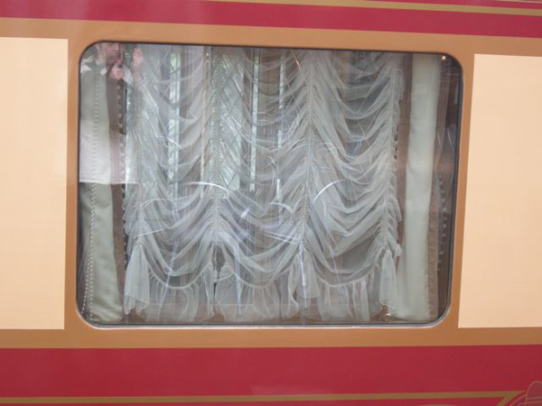 レーザーで作る鉄道模型