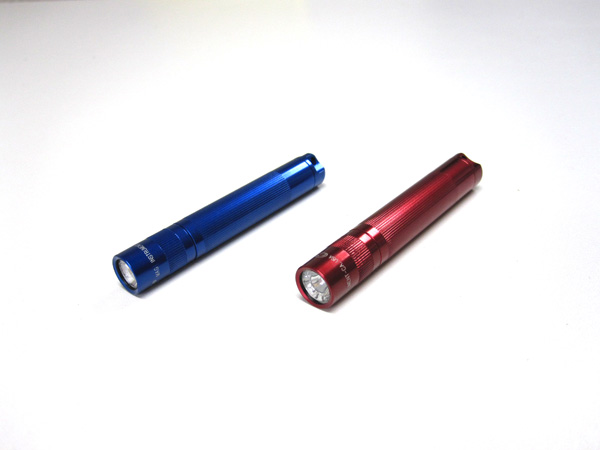 マグライト(MAG-LITE)にレーザー刻印(レーザーマーキング)